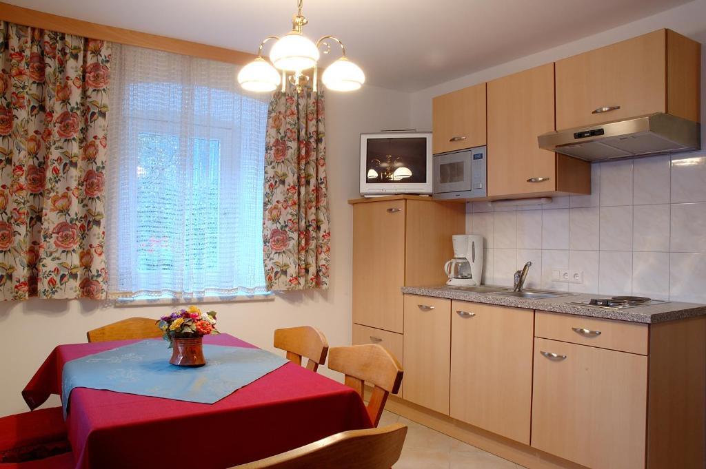 Gasthof Neumeister シュトゥンム 部屋 写真